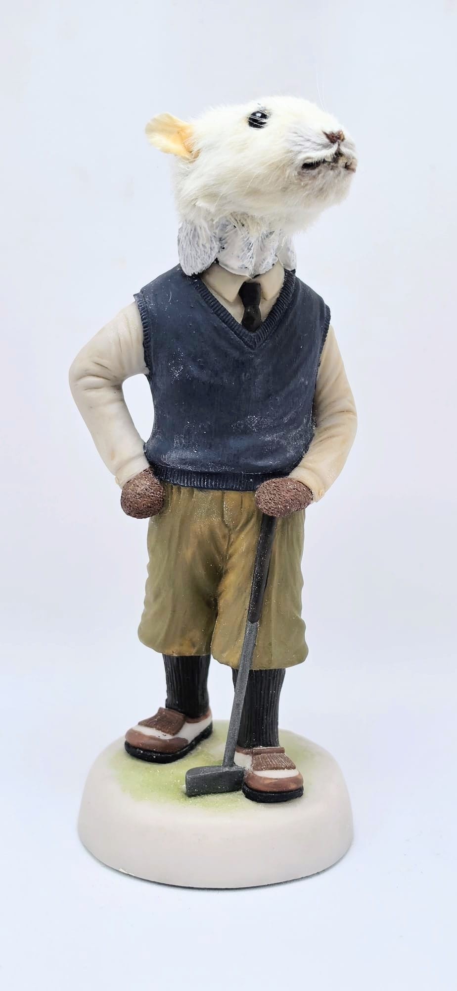 ' Rodent Woods' Taxidermy Golfer